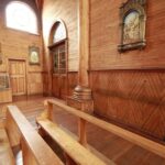 Importanța alegerii esenței de lemn potrivite pentru o biserică